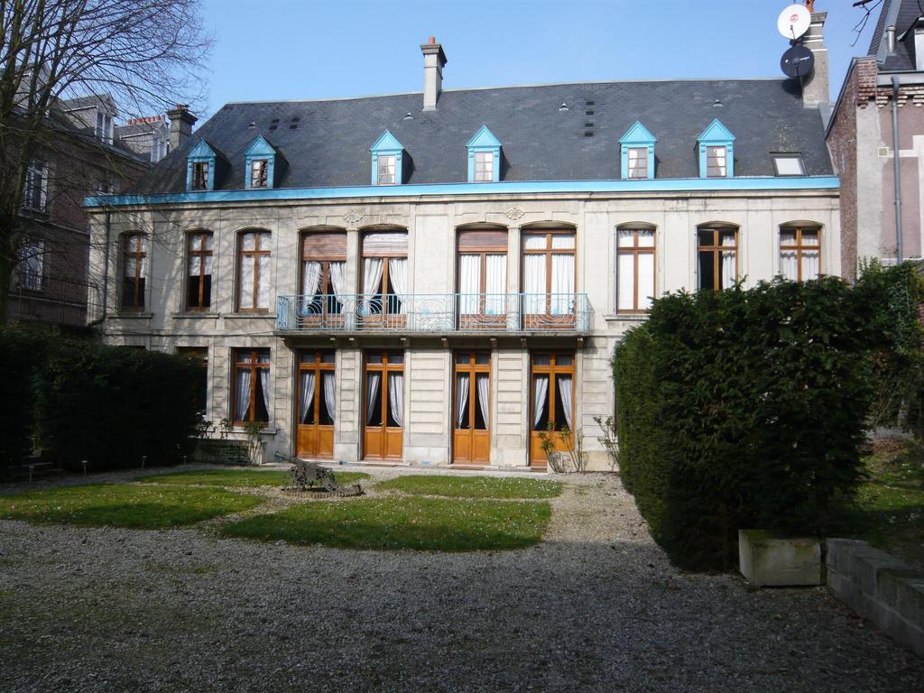 Hotel Particulier Des Canonniers Saint-Quentin  Eksteriør bilde
