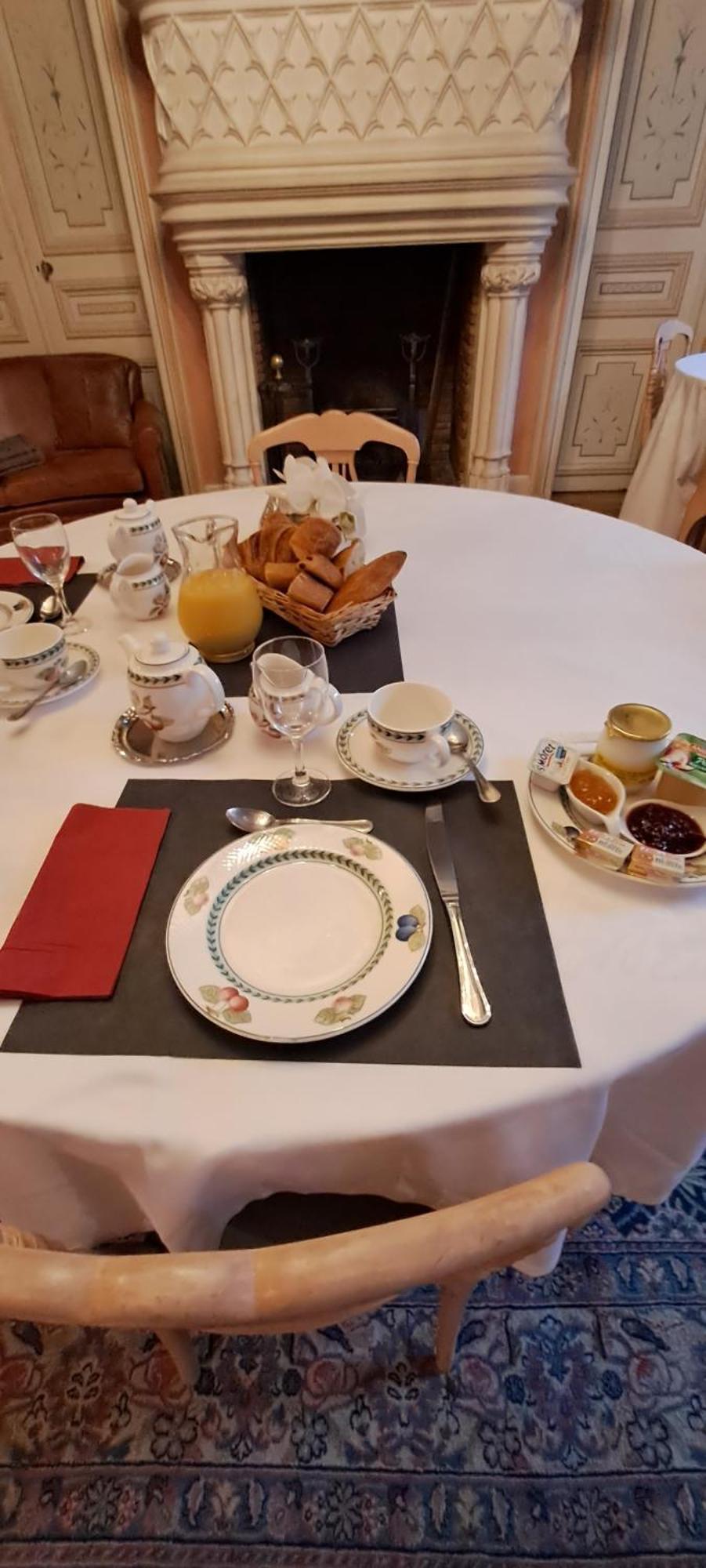 Hotel Particulier Des Canonniers Saint-Quentin  Eksteriør bilde