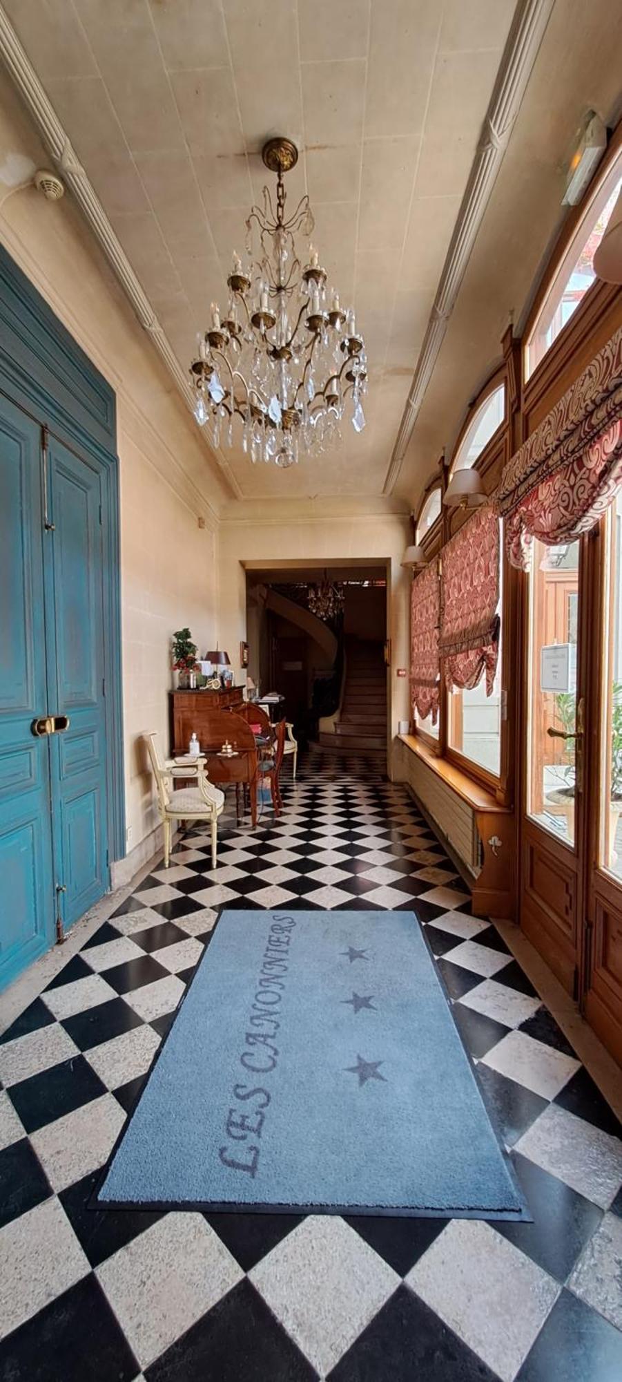Hotel Particulier Des Canonniers Saint-Quentin  Eksteriør bilde