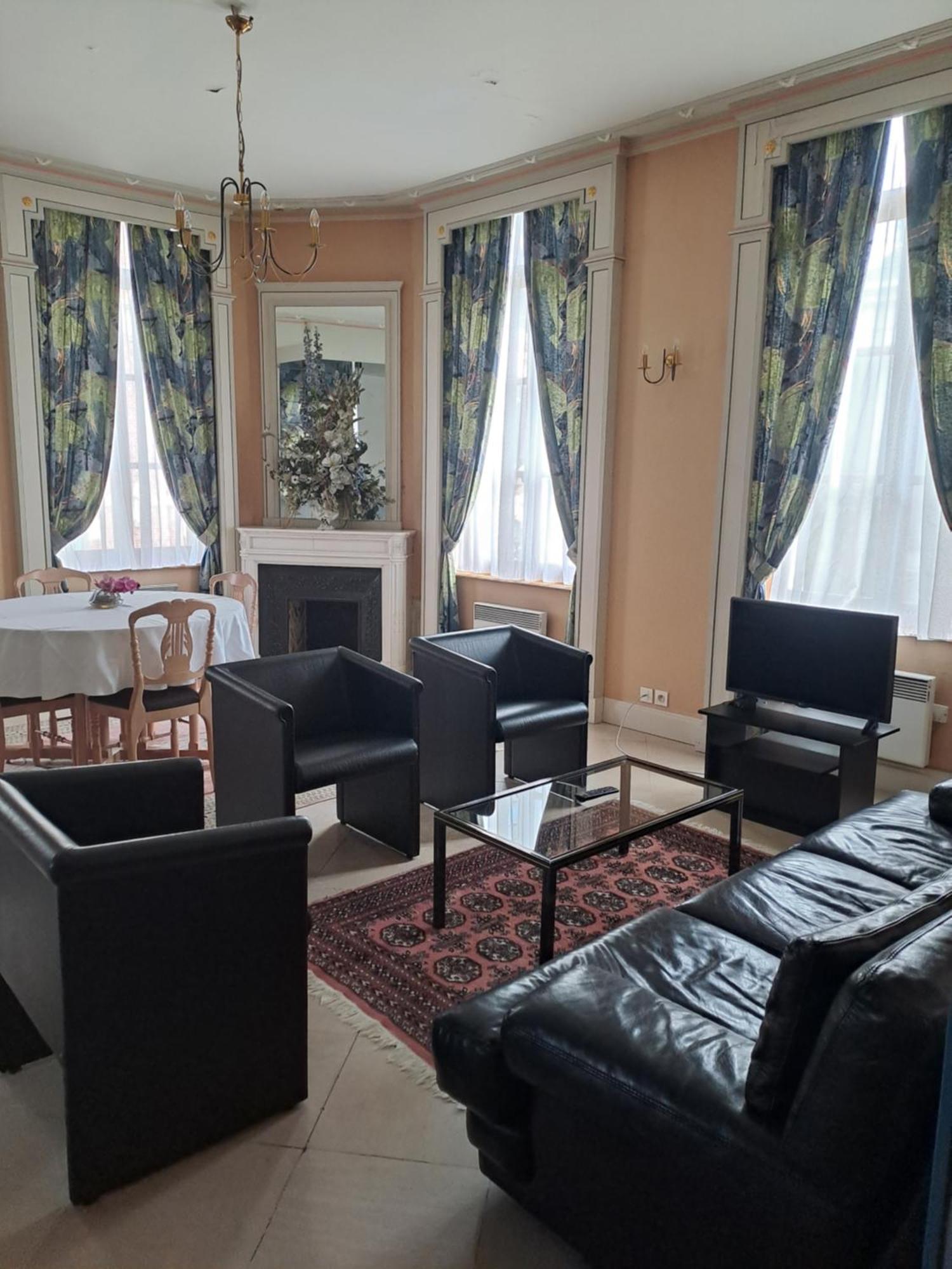 Hotel Particulier Des Canonniers Saint-Quentin  Eksteriør bilde