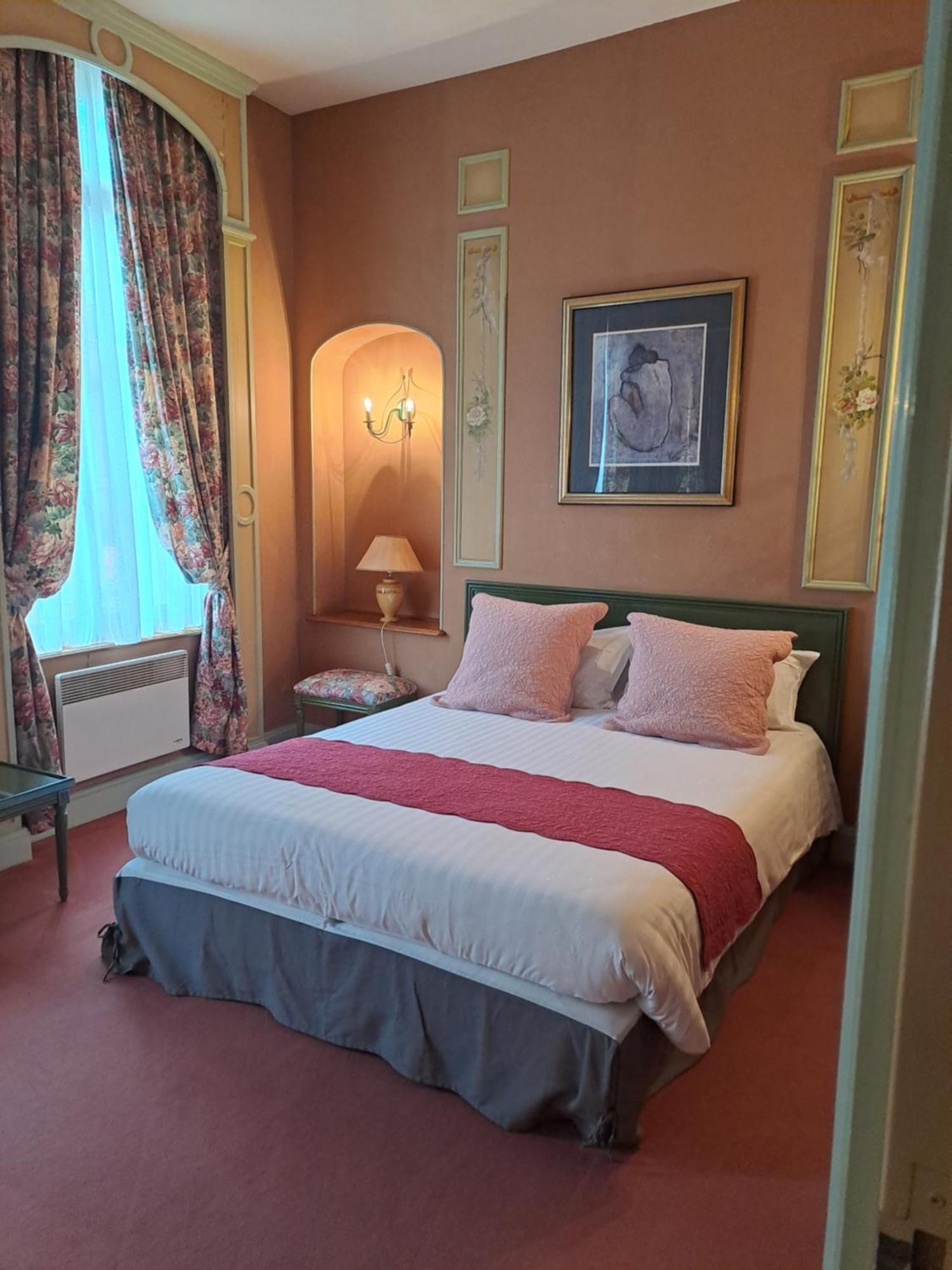 Hotel Particulier Des Canonniers Saint-Quentin  Eksteriør bilde