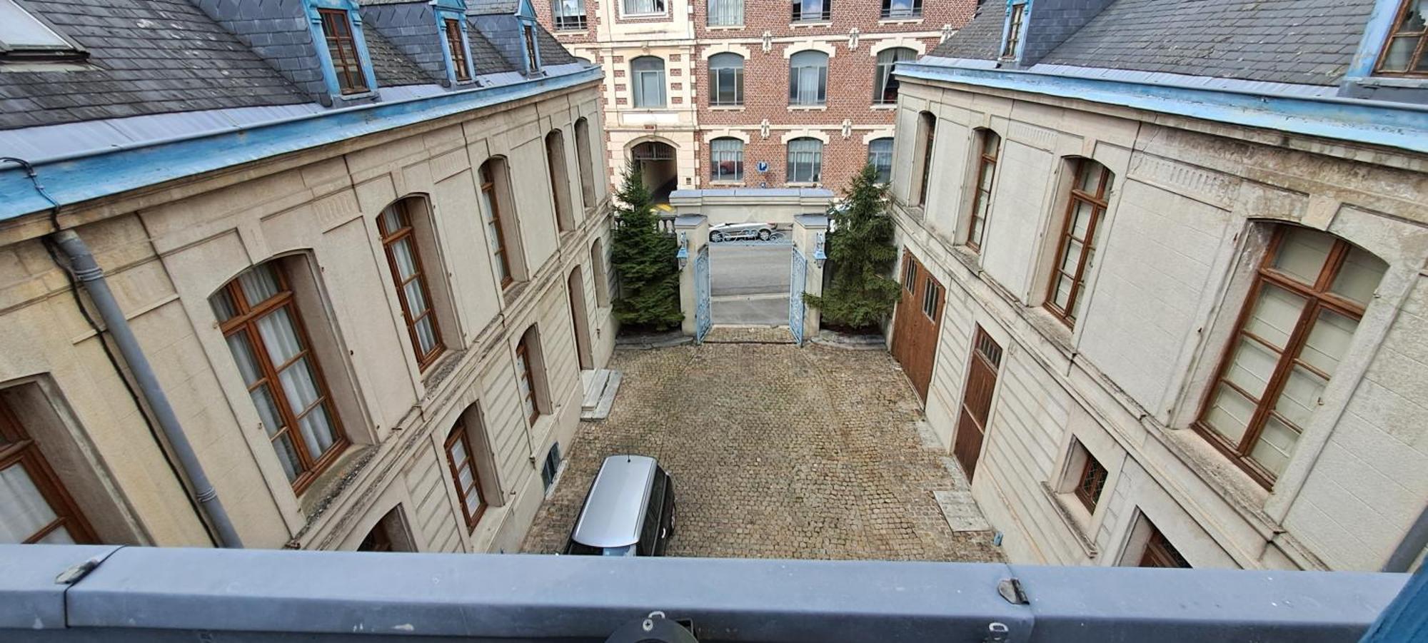 Hotel Particulier Des Canonniers Saint-Quentin  Eksteriør bilde